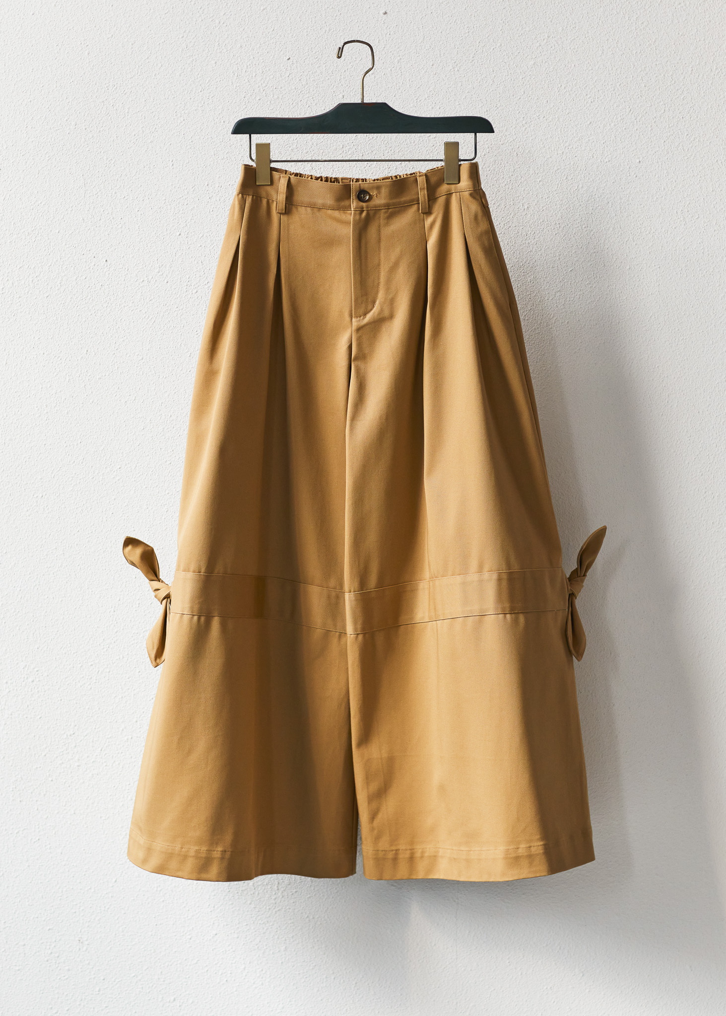 Between Acts FW26 GARTER TROUSERS