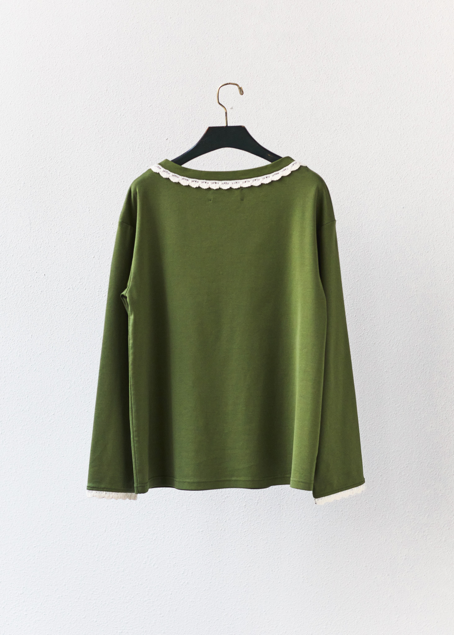 Between Acts FW26 LACE-TRIM T-SHIRT back view